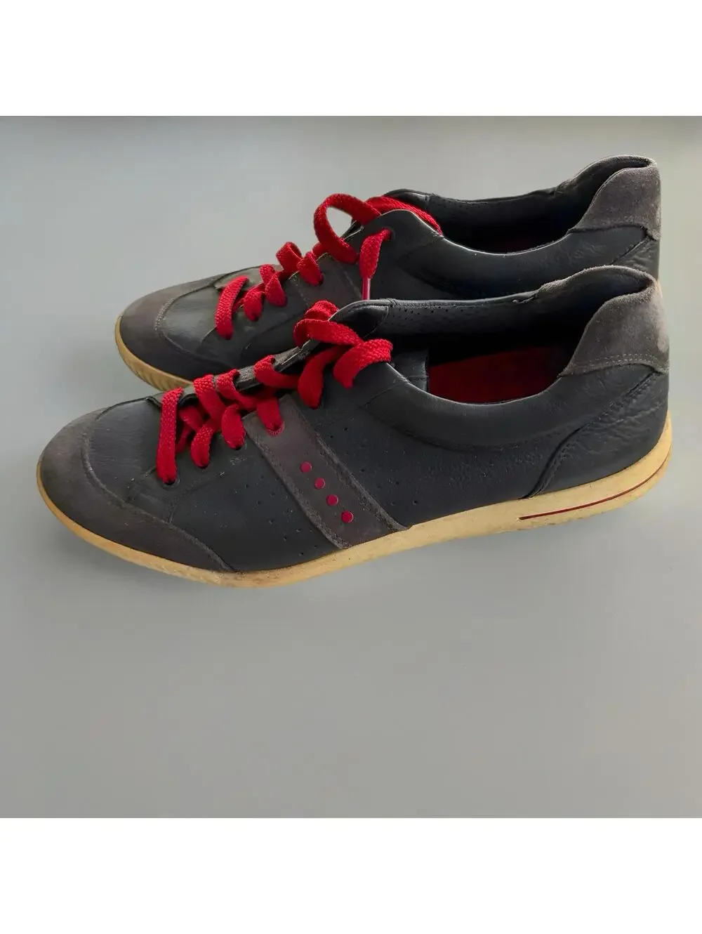 ECCO Stylish Black Golf Shoe with Red Accents size 45 / 11.5 men’s